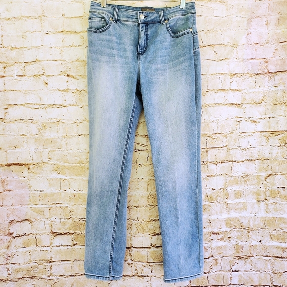 chicos so lifting slim leg jeans